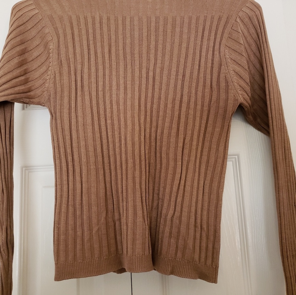 Sweater button down - Picture 3 of 3